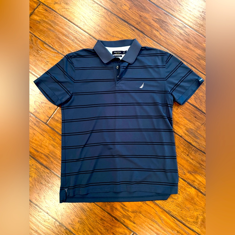 Nautica Athletic Style Polo; Men’s Large.